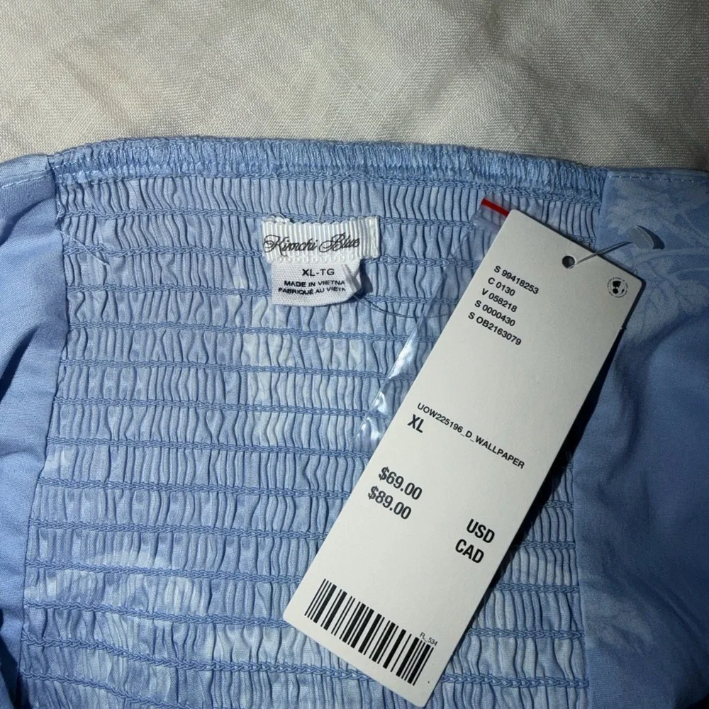 Kimchi Blue Casey Halter Bubble Hem Mini Dress - Picture 5 of 9